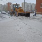 Уборка снега на придомовой территории МКД по адресу улица Энергостроителей 25 корпус 3 | 26 декабря 2025 года Уборка снега на придомовой территории МКД по адресу улица Энергостроителей 25 корпус 3 | 26 декабря 2025 года